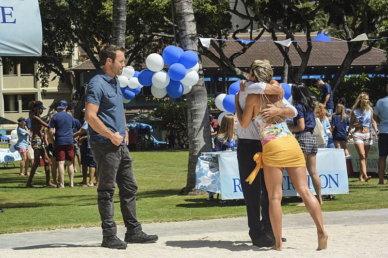 "Ka Luhi" -- Five-0 investigates the 10-year-old cold case of a missing teen when a boy suffering from PTSD undergoes hypnosis and realizes he may have witnessed her murder. Also, Danny's sister, Bridget (guest star Missy Peregrym), visits Oahu for a business conference, and he suspects that she may be getting too close to a co-worker, on HAWAII FIVE-0, Friday, Dec. 9 (9:00-10:00 PM, ET/PT), on the CBS Television Network. Pictured left to right: Alex O'Loughlin as Steve McGarrett, Scott Caan as Danny "Danno" Williams and Missy Peregrym as Bridget. Photo: Norman Shapiro/CBSé2016 CBS Broadcasting, Inc. All Rights Reserved ("Ka Luhi" is Hawaiian for "The Burden")