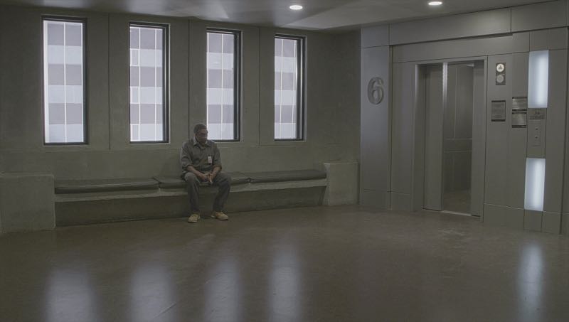 "Mirror Image" -- The BAU team opens an investigation when a man who fully believes he's Dr. Tara Lewis' (Aisha Tyler) brother arrives in town, knowing everything about her and her family, and she is unable to make contact with her real sibling, on CRIMINAL MINDS, Wednesday, Nov. 30 (9:00-10:00 PM, ET/PT), on the CBS Television Network. Series star Joe Mantegna directed the episode. Pictured: Stan Shaw (Albert Lewis) Photo: CBS é2016 CBS Broadcasting, Inc. All Rights Reserved