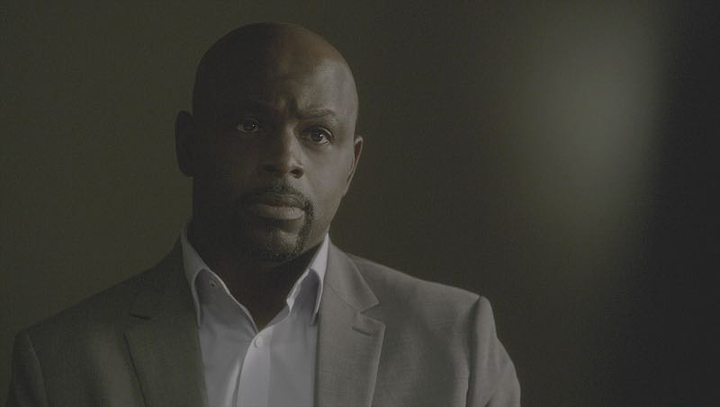 "Mirror Image" -- The BAU team opens an investigation when a man who fully believes he's Dr. Tara Lewis' (Aisha Tyler) brother arrives in town, knowing everything about her and her family, and she is unable to make contact with her real sibling, on CRIMINAL MINDS, Wednesday, Nov. 30 (9:00-10:00 PM, ET/PT), on the CBS Television Network. Series star Joe Mantegna directed the episode. Pictured: Alimi Ballard (Desmond Holt) Photo: CBS é2016 CBS Broadcasting, Inc. All Rights Reserved