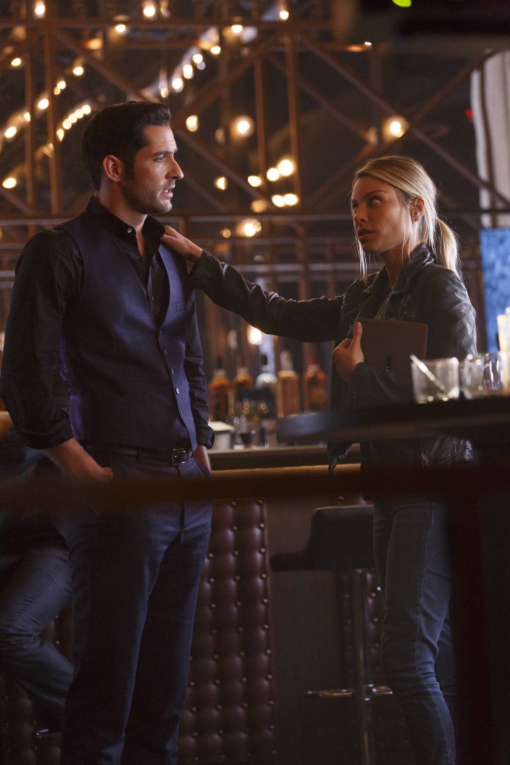 LUCIFER: L-R: Tom Ellis and Lauren German in the “Homewrecker” episode of LUCIFER airing Monday, Nov. 21 (9:01-10:00 PM ET/PT) on FOX. ©2016 Fox Broadcasting Co. Cr: Michael Courtney/FOX. LUCIFER: L-R: Tom Ellis and Lauren German in the “Homewrecker” episode of LUCIFER airing Monday, Nov. 21 (9:01-10:00 PM ET/PT) on FOX. ©2016 Fox Broadcasting Co. Cr: Michael Courtney/FOX.