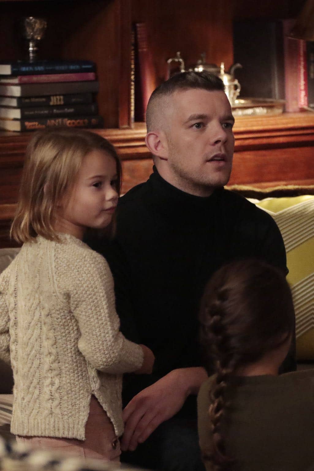QUANTIZE - "ODENVY" - At the Farm, Lydia and Owen teach the group about the necessity of lying and cutting off relationships. Perfect timing for Alex, since she is feeling disconnected from Ryan personally and professionally. In the future, Alex and company attempt to destroy the biological weapon on "Quantico," airing SUNDAY, NOVEMBER 27 (10:00-11:00 p.m. EST), on the ABC Television Network. (ABC/Giovanni Rufino) RUSSELL TOVEY