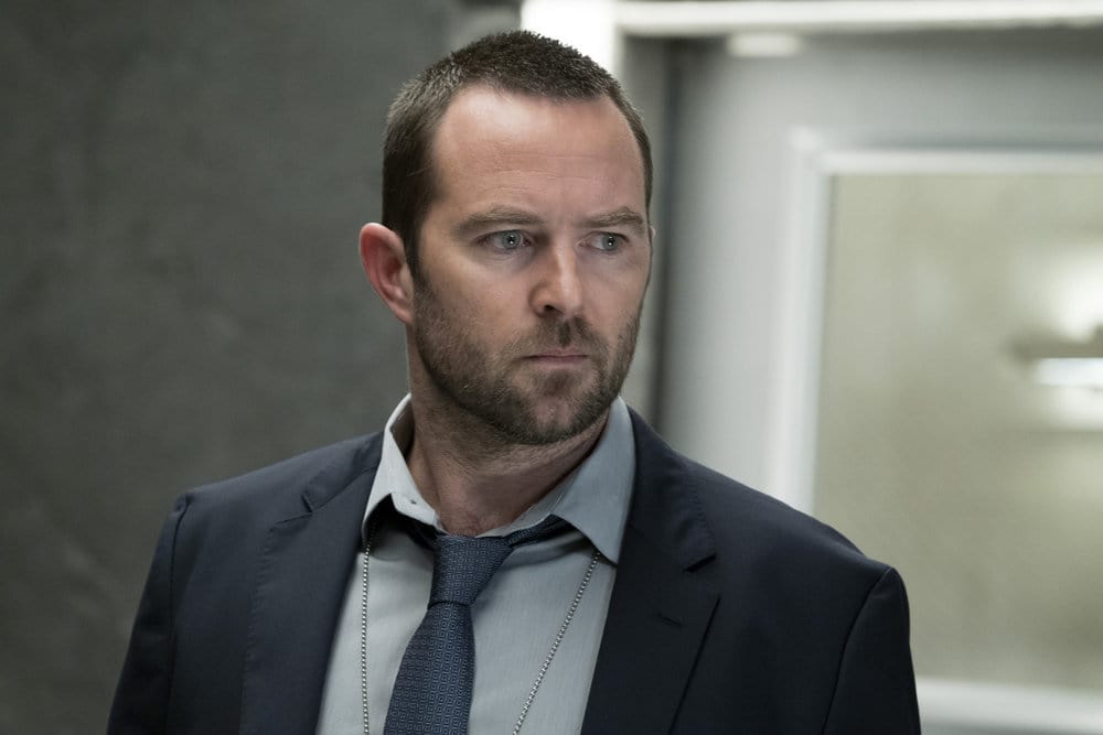 BLINDSPOT -- "Why Let Cooler Pasture Deform" Episode 209 -- Pictured: Sullivan Stapleton as Kurt Weller -- (Photo by: Virginia Sherwood/NBC)