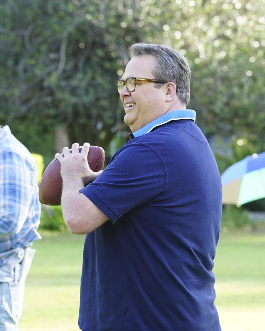 MODERN FAMILY - "Thanksgiving Jamboree" - It's going to be a Thanksgiving jamboree at the Pritchett-Tucker home this year, and Cameron has spared no expense. While Phil tries to get used to Rainer Shine (Nathan Fillion) dating his daughter, Hayley has to break it to her dad that she would rather spend the rest of her holiday with her new boyfriend than staying for the traditional family football game. Meanwhile, Jay has to figure out a way to keep his blood pressure down on one of the most stressful days of the year, as Gloria tries to show Joe that animals are our friends. Finally, Alex and Dwight get to know each other a little better than her Uncle Cam would like, while Mitchell has to stop clowning around and tell Cam the truth, on ABC's "Modern Family," airing on WEDNESDAY, NOVEMBER 16 (9:00-9:31 p.m. EDT). (ABC/Richard Cartwright) ERIC STONESTREET