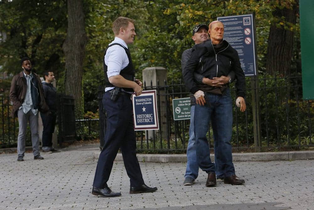 THE BLACKLIST -- "Lipet's Seafood Company #111" Episode 409 -- Pictured: (l-r) Diego Klattenhoff as Donald Ressler THE BLACKLIST -- "Lipet's Seafood Company #111" Episode 409 -- Pictured: (l-r) Diego Klattenhoff as Donald Ressler