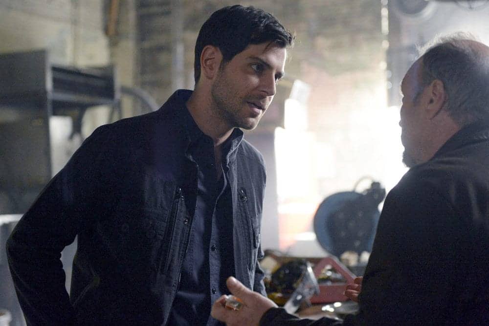 GRIMM -- "Fugitive" Episode 601 -- Pictured: David Giuntoli as Nick Burkhardt GRIMM -- "Fugitive" Episode 601 -- Pictured: David Giuntoli as Nick Burkhardt