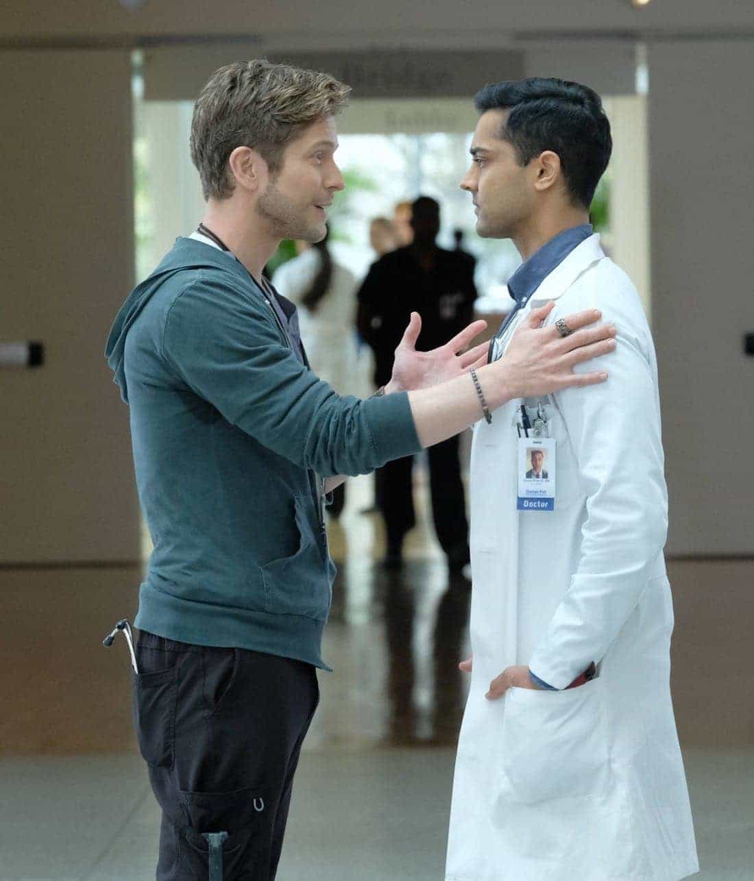 THE RESIDENT: L-R: Matt Czuchry and Manish Dayal in THE RESIDENT premiering midseason on FOX. ©2017 Fox Broadcasting Co. Cr: Guy D'Alema/FOX THE RESIDENT: L-R: Matt Czuchry and Manish Dayal in THE RESIDENT premiering midseason on FOX. ©2017 Fox Broadcasting Co. Cr: Guy D'Alema/FOX
