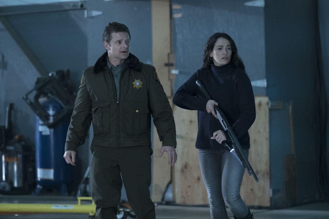 The Crossing ABC STEVE ZAHN, NATALIE MARTINEZ The Crossing ABC STEVE ZAHN, NATALIE MARTINEZ
