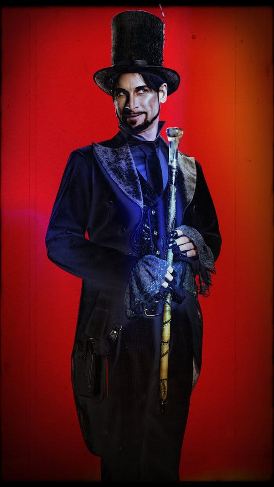 BLOOD DRIVE -- Season:1 -- Pictured: Colin Cunningham as Slink -- (Photo by: David Bloomer/Syfy) BLOOD DRIVE -- Season:1 -- Pictured: Colin Cunningham as Slink -- (Photo by: David Bloomer/Syfy)