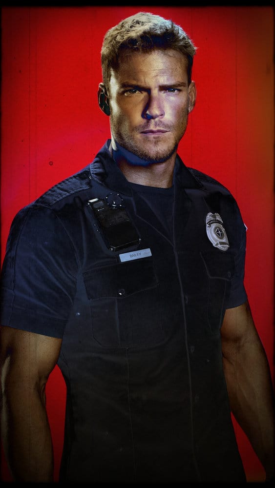 BLOOD DRIVE -- Season:1 -- Pictured: Alan Ritchson as Arthur -- (Photo by: David Bloomer/Syfy) BLOOD DRIVE -- Season:1 -- Pictured: Alan Ritchson as Arthur -- (Photo by: David Bloomer/Syfy)