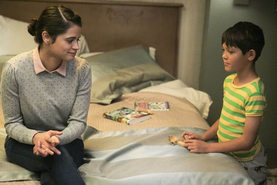Room-104-HBO Episode 1, debut 7/28/17: Melonie Diaz, Ethan Kent.
