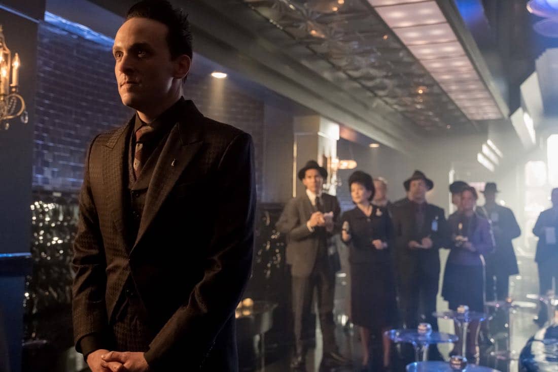 GOTHAM: Robin Lord Taylor in the "Pax Penguina" season premiere episode of GOTHAM airing Thursday, Sept. 21 (8:00-9:01 PM ET/PT) on FOX. ©2017 Fox Broadcasting Co. Cr: Jeff Neumann/FOX.