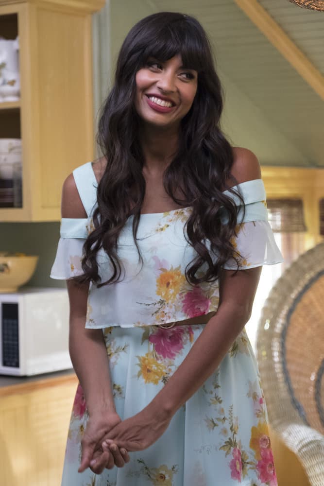 THE GOOD PLACE -- "Everything is Great!" Episode 201 -- Pictured: Jameela Jamil as Tehani -- (Photo by: Colleen Hayes/NBC) THE GOOD PLACE -- "Everything is Great!" Episode 201 -- Pictured: Jameela Jamil as Tehani -- (Photo by: Colleen Hayes/NBC)