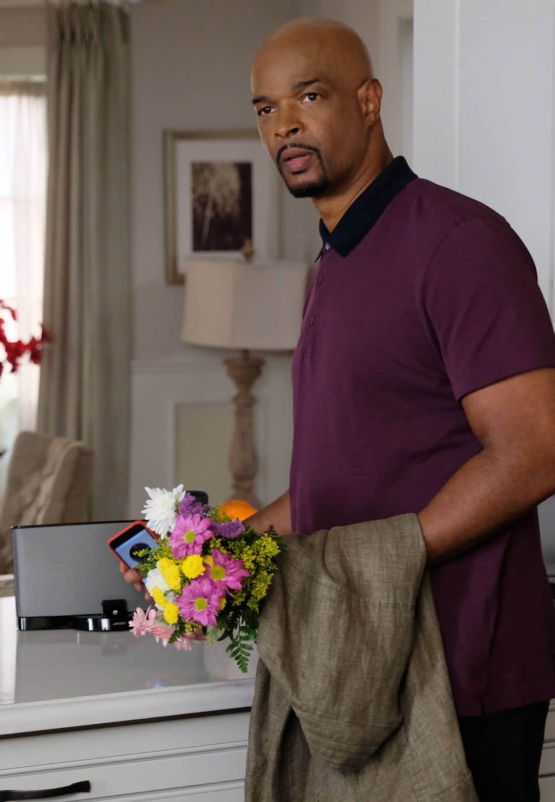 LETHAL WEAPON: Damon Wayans in the "El Gringo Loco" season two premiere episode of LETHAL WEAPON airing Tuesday, Sept. 26 (8:00-9:00 PM ET/PT) on FOX. ©2017 Fox Broadcasting Co. CR: Darren Michaels/FOX