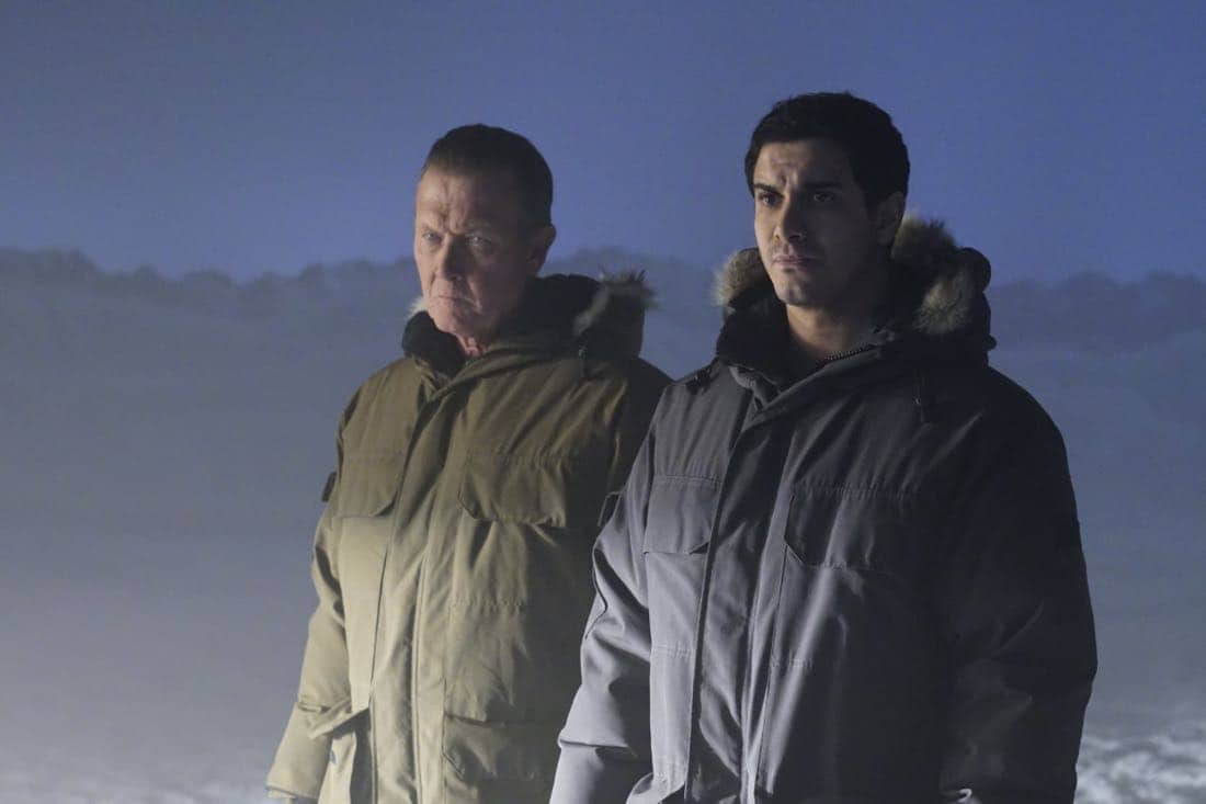 "More Extinction" -- Team Scorpion continues to work with their nemesis, Mark Collins, in order to prevent an extinction event that could end humanity. Also, Cabe's last-minute decision while on the case leads to the possible end of his career, on SCORPION, Monday, Oct. 2 (10:00-11:00 PM, ET/PT) on the CBS Television Network. Josh Leonard returns as Mark Collins. Pictured: Robert Patrick, Elyes Gabel. Photo: Monty Brinton/CBS é2017 CBS Broadcasting, Inc. All Rights Reserved