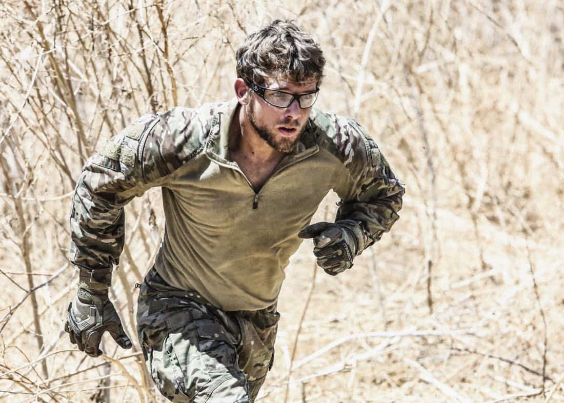 "Other Lives" -- While on an evidence-collecting mission in Syria, Jason and the SEAL Team find innocent civilians in desperate need of rescue just as enemy forces close in on them. Also, while on the mission, the team debates whether or not to tell Ray that his wife has gone into labor, on SEAL TEAM, Wednesday, Oct. 4 (9:00-10:00 PM, ET/PT) on the CBS Television Network.Pictured: Max Thieriot as Clay Spenser. Photo: Erik Voake/CBSé2017 CBS Broadcasting, Inc. All Rights Reserved