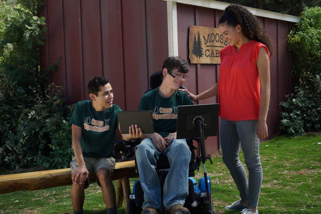 SPEECHLESS - "W-E-- WE'RE B-A-- BACK!" - While JJ was at summer camp, Maya decided it's time the family no longer use JJ's disability as an excuse to let their lives fall through the cracks. Maya, Jimmy and Dylan make dramatic changes, but a smug Ray decides he will spend the summer watching his family likely failing at their attempts. When JJ comes home, Kenneth finds a love note in JJ's luggage from Alexa (guest star Rose Crisman), a girl he met at camp, who wants to give JJ his first kiss. The family chucks their self-improvement projects and hits the road to find Alexa, on the season premiere of "Speechless," WEDNESDAY, SEPTEMBER 27 (8:30-9:00 p.m. EDT), on The ABC Television Network. (ABC/Richard Cartwright) RUDY MARTINEZ, MICAH FOWLER, ROSE CRISMAN