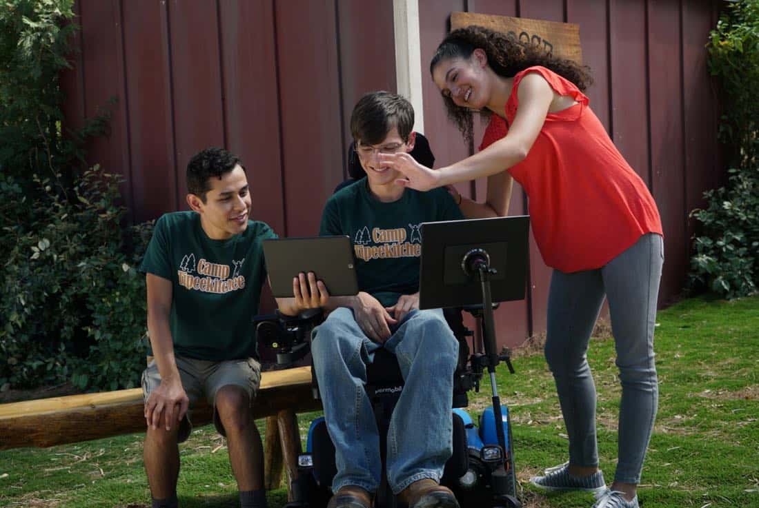 SPEECHLESS - "W-E-- WE'RE B-A-- BACK!" - While JJ was at summer camp, Maya decided it's time the family no longer use JJ's disability as an excuse to let their lives fall through the cracks. Maya, Jimmy and Dylan make dramatic changes, but a smug Ray decides he will spend the summer watching his family likely failing at their attempts. When JJ comes home, Kenneth finds a love note in JJ's luggage from Alexa (guest star Rose Crisman), a girl he met at camp, who wants to give JJ his first kiss. The family chucks their self-improvement projects and hits the road to find Alexa, on the season premiere of "Speechless," WEDNESDAY, SEPTEMBER 27 (8:30-9:00 p.m. EDT), on The ABC Television Network. (ABC/Richard Cartwright) RUDY MARTINEZ, MICAH FOWLER, ROSE CRISMAN