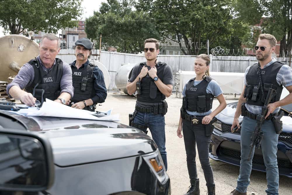 Chicago P.D. - Season 5 Jason Beghe as Hank Voight, Elias Koteas as Alvin Olinsky, Jesse Lee Soffer as Jay Halstead, Tracy Spiridakos as Det. Haliey Upton, Parick Flueger as Adam Ruzek