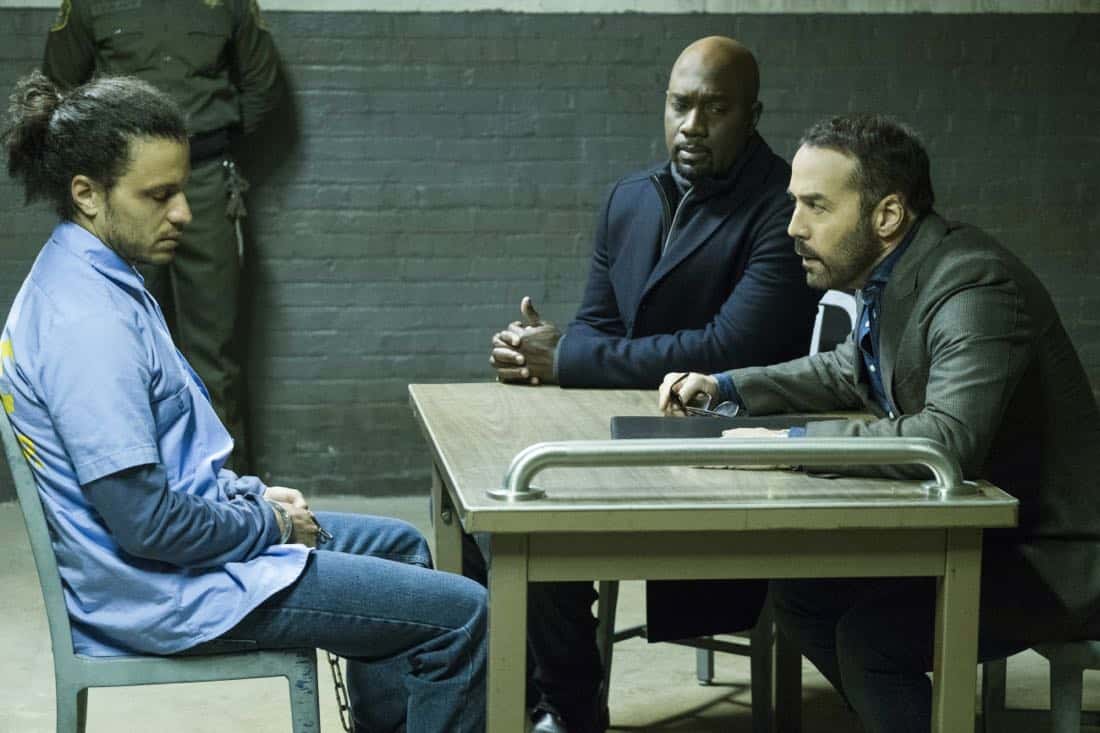 WISDOM OF THE CROWD stars Jeremy Piven (right) as Jeffrey Tanner, a visionary tech innovator who creates a cutting-edge crowdsourcing app to solve his daughter's murder, and revolutionize crime solving in the process. To assist him, Tanner recruits Det. Tommy Cavanaugh (Richard T. Jones), the original cop who investigated the murder but was unceremoniously forced off the case. Series premiere of the new drama WISDOM OF THE CROWD, Sunday, Oct. 1 (8:30-9:30 PM, ET/PT), on the CBS Television Network. Photo: Cate Cameron/CBS é2017 CBS Broadcasting, Inc. All Rights Reserved.
