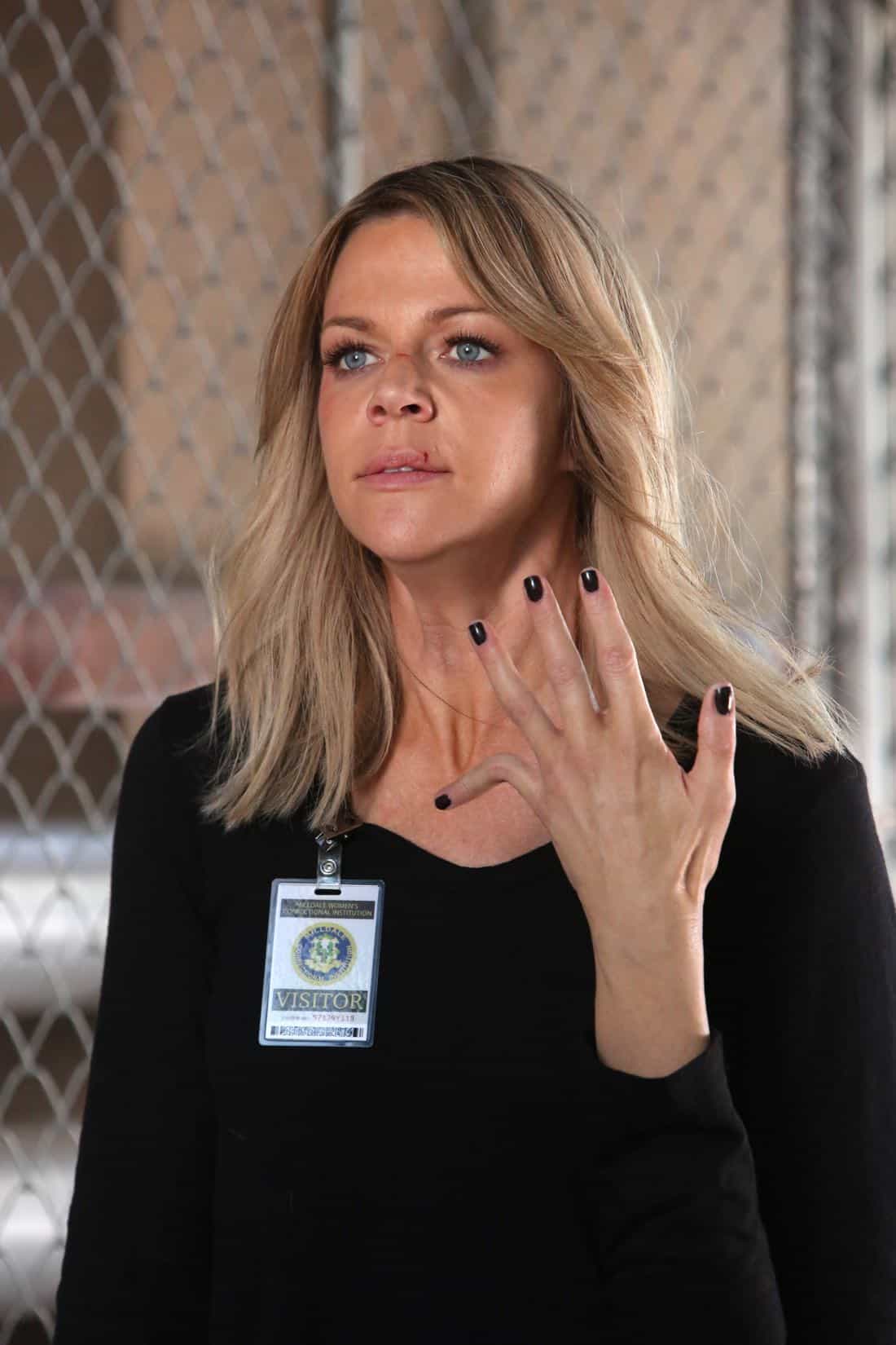 THE MICK: Caitlin Olson in the “The Visit” episode of THE MICK airing Tuesday, Oct. 10 (9:00-9:30 PM ET/PT) on FOX. CR: Patrick McElhenney/FOX