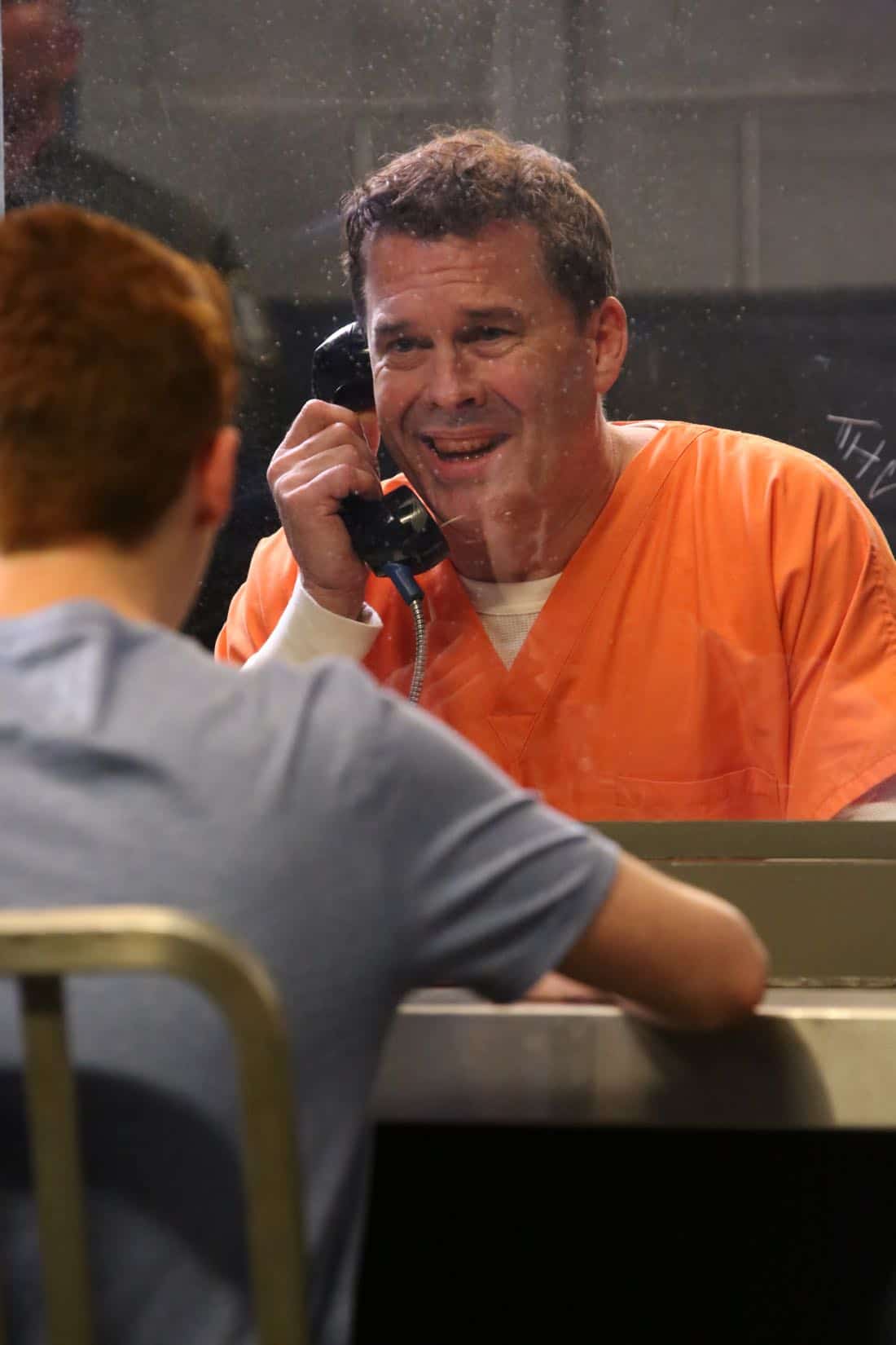 THE MICK: Guest Star Laird Macintosh in the “The Visit” episode of THE MICK airing Tuesday, Oct. 10 (9:00-9:30 PM ET/PT) on FOX. CR: Patrick McElhenney/FOX THE MICK: Guest Star Laird Macintosh in the “The Visit” episode of THE MICK airing Tuesday, Oct. 10 (9:00-9:30 PM ET/PT) on FOX. CR: Patrick McElhenney/FOX