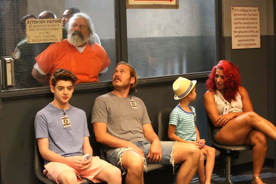 THE MICK: L-R: Thomas Barbusca, Scott MacArthur, and Jack Stanton in the “The Visit” episode of THE MICK airing Tuesday, Oct. 10 (9:00-9:30 PM ET/PT) on FOX. CR: Patrick McElhenney/FOX