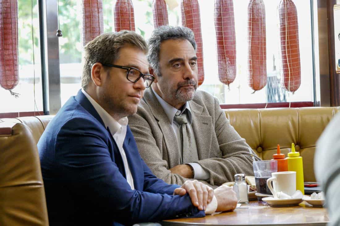 "The Illusion of Control"-- Bull hires an eccentric lawyer to represent him when a celebrity sues him after his advice regarding her custody case backfires, on BULL, Tuesday, Oct 17 (9:00-10:00 PM, ET/PT) on the CBS Television Network. Pictured L-R: Michael Weatherly as Dr. Jason Bull and Brad Garrett as Ron Getman Photo: John Paul Filo/CBS é2017 CBS Broadcasting, Inc. All Rights Reserved