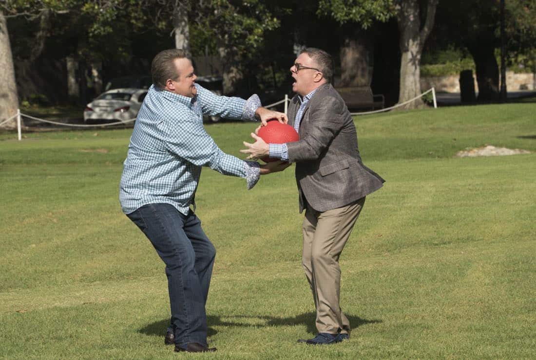MODERN FAMILY - "Sex, Lies & Kickball" - Jay's best friend, Shorty, is back from Costa Rica and stays at the house so they can catch up and reconnect. However, Shorty is spending more time with Gloria and seems to be avoiding Jay. Meanwhile, Alex is ready to shed her good-girl image and is going to prove to Claire that her relationship with Ben is definitely a sexual relationship, on "Modern Family," WEDNESDAY, OCTOBER 18 (9:00-9:31 p.m. EDT), on The ABC Television Network. (ABC/Ron Tom) ERIC STONESTREET, NATHAN LANE