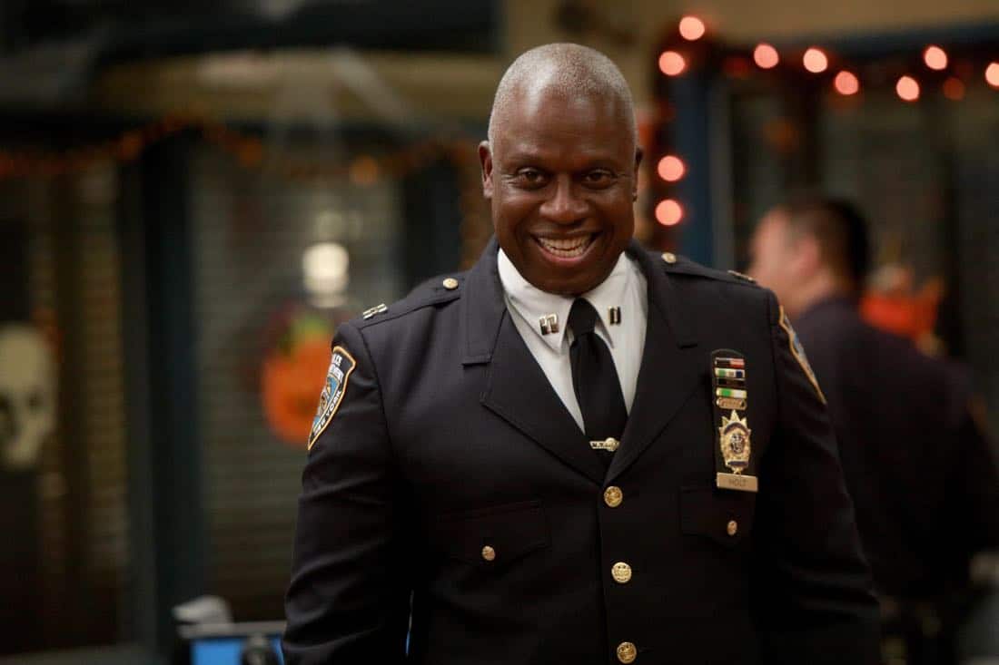BROOKLYN NINE-NINE: Andre Braugher in the ???HalloVeen??? episode of BROOKLYN NINE-NINE airing Tuesday, Oct. 17 (9:30-10:00 PM ET/PT) on FOX. CR: JORDIN ALTHAUS/FOX