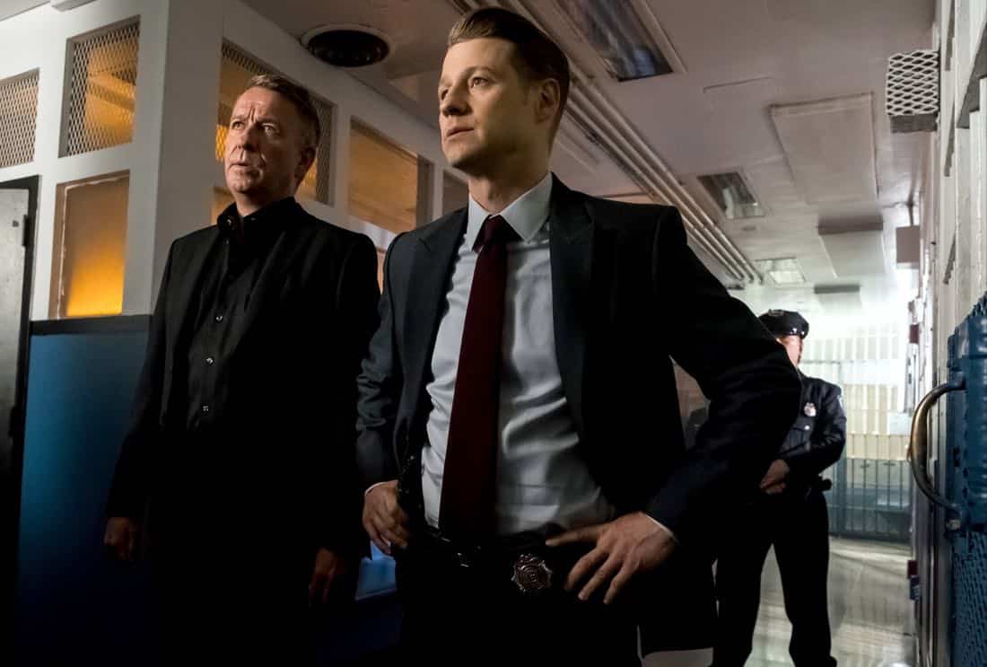 GOTHAM: L-R: Sean Pertwee and Ben McKenzie in the “A Dark Knight: The Blade’s Path” episode of GOTHAM airing Thursday, Oct. 19 (8:00-9:01 PM ET/PT) on FOX. CR: Jeff Neumann