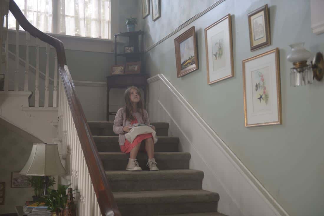 THE EXORCIST: Guest star Amelie Eve in the "One For Sorrow" episode of THE EXORCIST airing Friday, Oct. 20 (9:01-10:00 PM ET/PT) on FOX. ©2017 Fox Broadcasting Co. Cr: Sergei Bachlakov/FOX