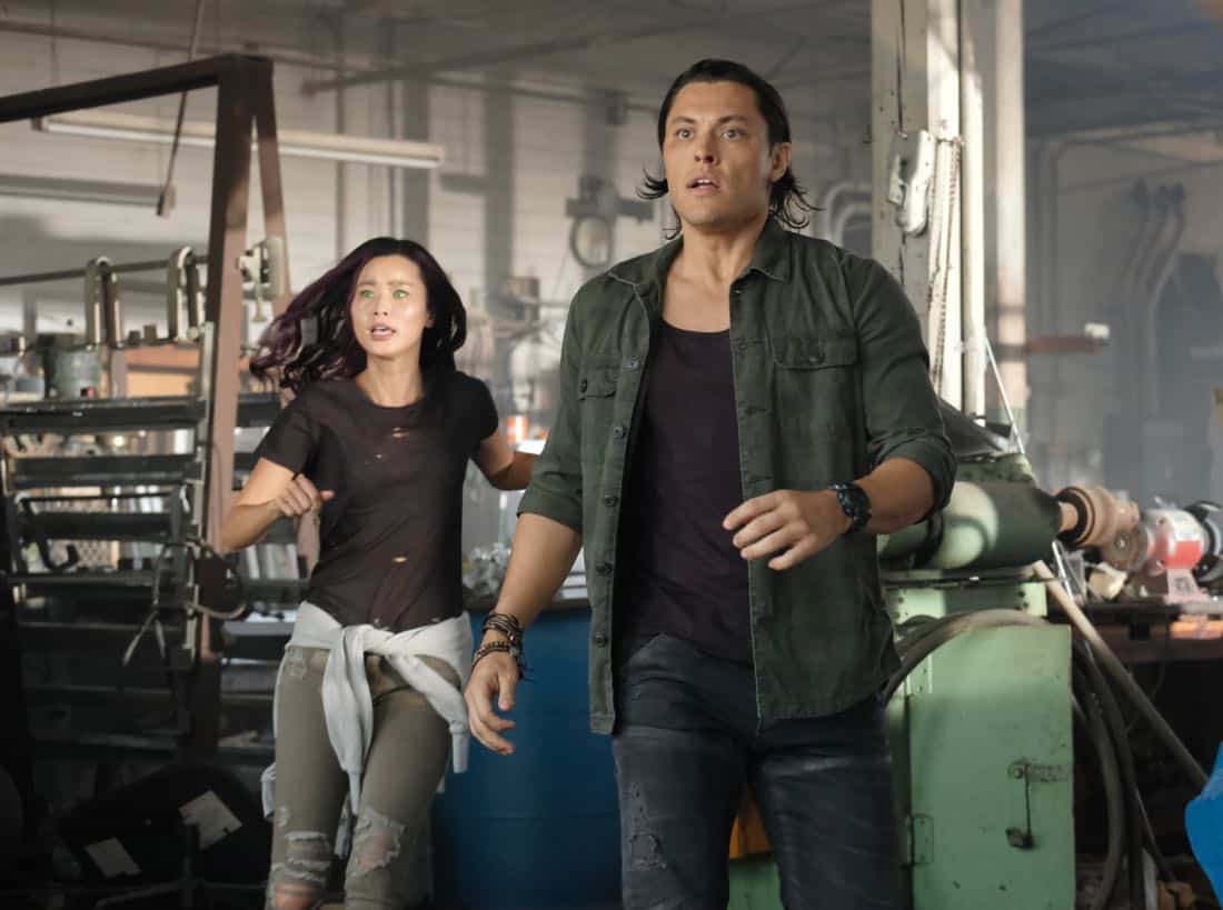 THE GIFTED: Jamie Chung and Blair Redford in the "eXit strategy" episode of THE GIFTED airing Monday, Oct. 23 (9:00-10:00 PM ET/PT) on FOX. ©2017 Fox Broadcasting Co. Cr: Eliza Morse/FOX THE GIFTED: Jamie Chung and Blair Redford in the "eXit strategy" episode of THE GIFTED airing Monday, Oct. 23 (9:00-10:00 PM ET/PT) on FOX. ©2017 Fox Broadcasting Co. Cr: Eliza Morse/FOX