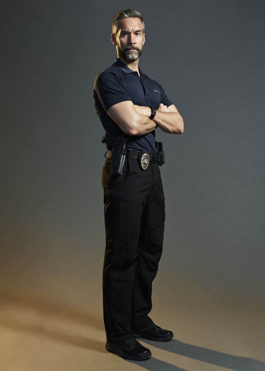 Films Et Séries Tv Avec Jay Harrington S.W.A.T. Season 1 Cast Promo Photos | SEAT42F