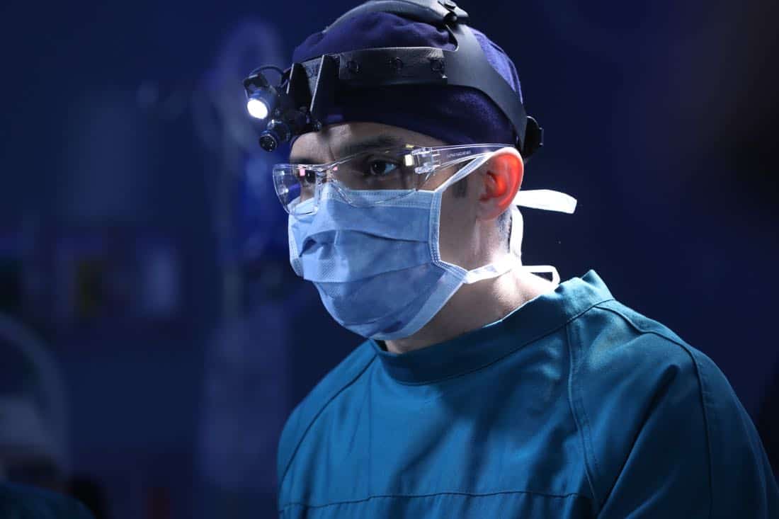 THE GOOD DOCTOR Season 1 Episode 7 Photos 22 Steps SEAT42F