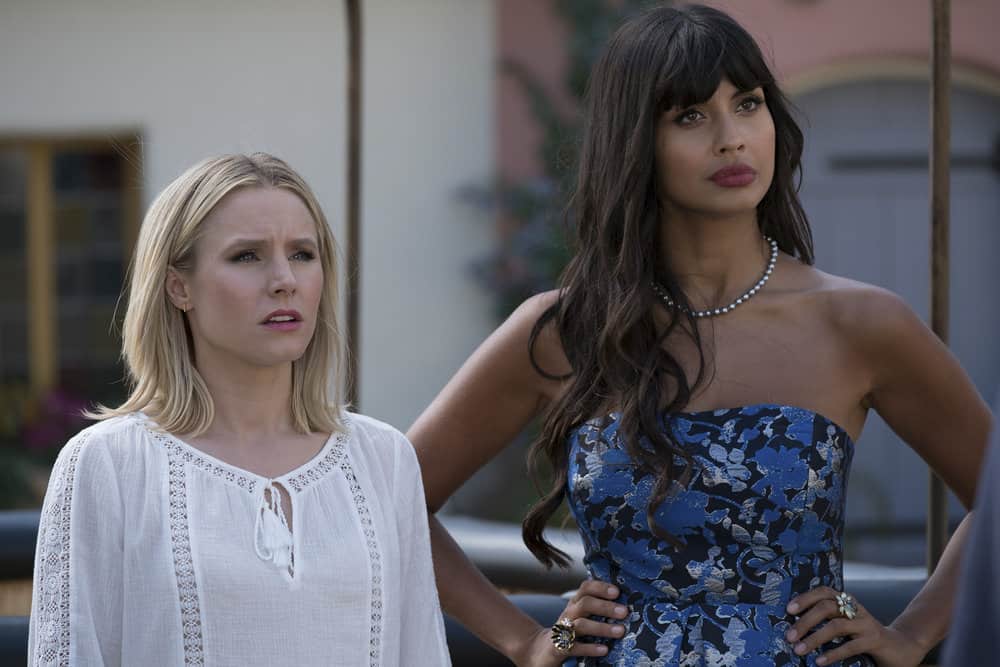 THE GOOD PLACE -- "Best Self" Episode 210 -- Pictured: (l-r) Kristen Bell as Eleanor, Jameela Jamil as Tehani -- (Photo by: Colleen Hayes/NBC)