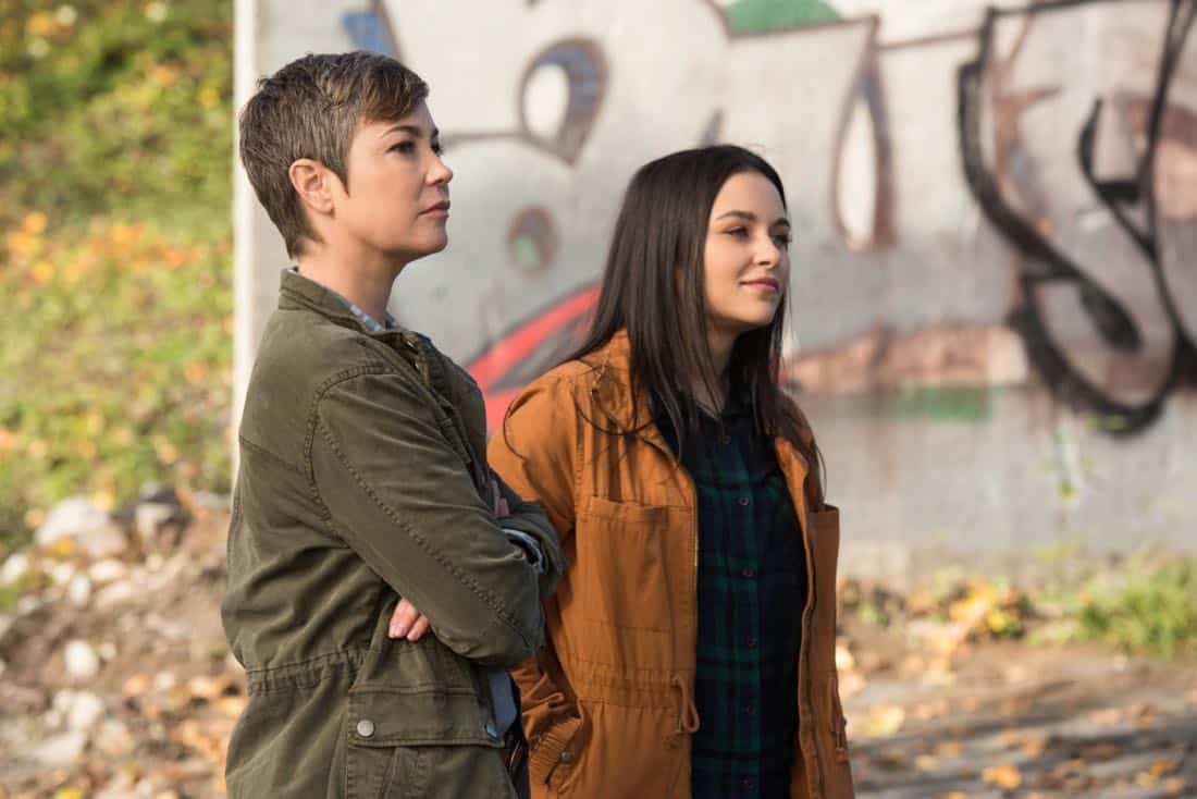 Supernatural -- "Wayward Sisters" -- Image Number: SN1310c_0103.jpg -- Pictured (L-R): Kim Rhodes as Jody Mills and Katherine Ramdeen as Alex -- Photo: Dean Buscher/The CW -- é 2017 The CW Network, LLC All Rights Reserved