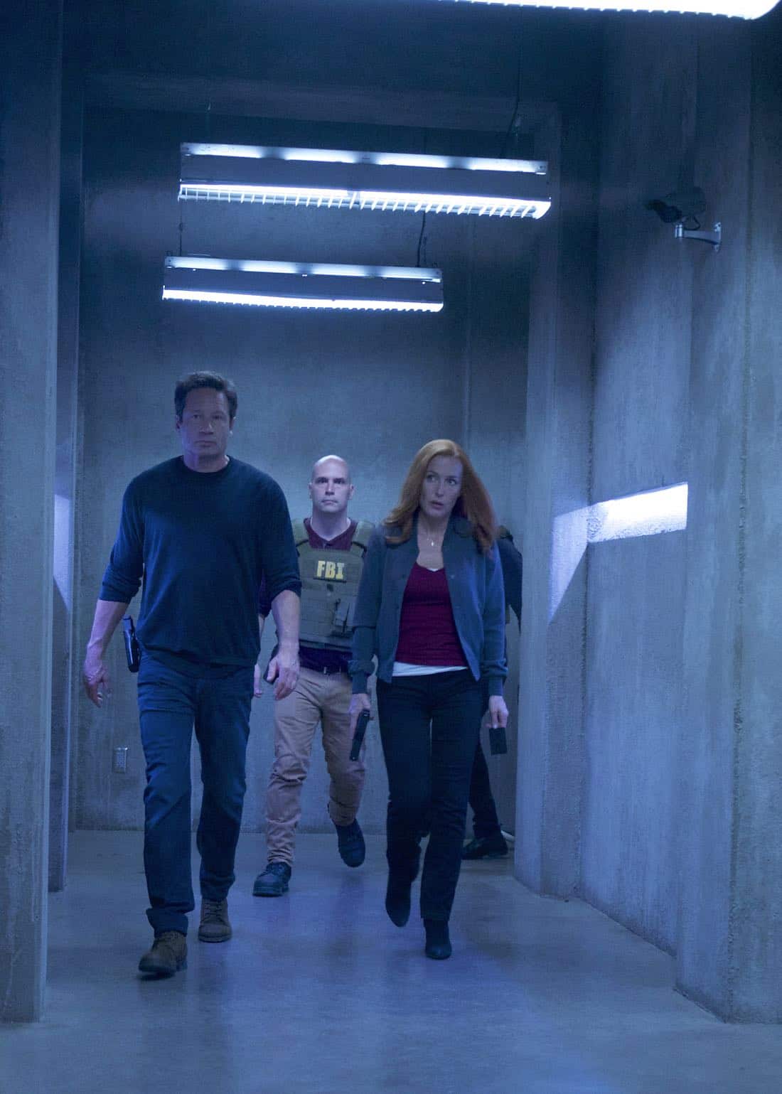 THE X-FILES: L-R: Gillian Anderson and David Duchovny in the "This" episode of THE X-FILES airing Wednesday, Jan. 10 (8:00-9:00 PM ET/PT) on FOX. ©2017 Fox Broadcasting Co. Cr: Shane Harvey/FOX