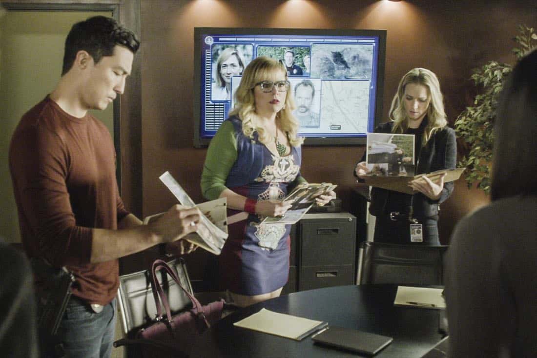 "Full-Tilt Boogie" -- The BAU team's investigation into the home invasion and attempted homicide of a police chief's wife uncovers a world of secrets in a small town in Virginia, on CRIMINAL MINDS, Wednesday, Jan. 10 (10:00-11:00 PM, ET/PT) on the CBS Television Network. Pictured: Daniel Henney (Matt Simmons), Kirsten Vangsness (Penelope Garcia), A.J. Cook (Jennifer "JJ" Jareau), Photo: Best Screen Grab Available é2017 CBS Broadcasting, Inc. All Rights Reserved