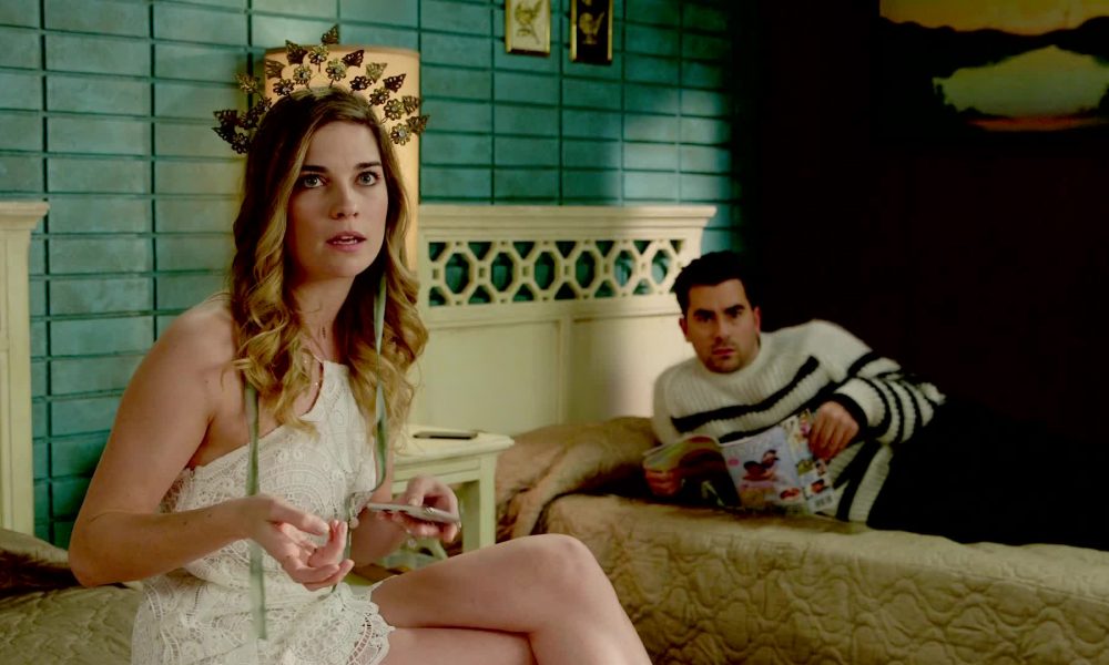 EXCLUSIVE SCHITT’S CREEK Season 4 Scoop Interview With Annie Murphy