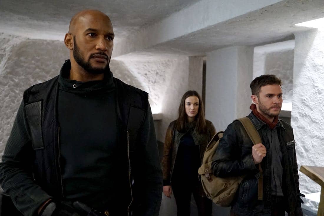 MARVEL'S AGENTS OF S.H.I.E.L.D. - "Past Life" - S.H.I.E.L.D. has one final chance to return to our timeline, but their actions may have deadly consequences, on "Marvel's Agents of S.H.I.E.L.D.," FRIDAY, FEB. 2 (9:00-10:01 p.m. EST), on The ABC Television Network. (ABC/Eric McCandless) HENRY SIMMONS, ELIZABETH HENSTRIDGE, IAIN DE CAESTECKER