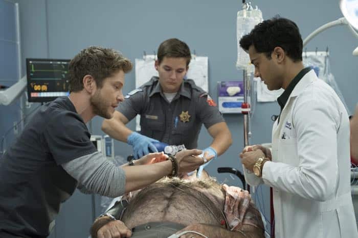 THE RESIDENT: L-R: Matt Czuchry and Manish Dayal in the "Identity Crisis" episode of THE RESIDENT airing Monday, Feb. 5 (8:00-9:00 PM ET/PT) on FOX. ©2018 Fox Broadcasting Co. Cr: Guy D'Alema/FOX