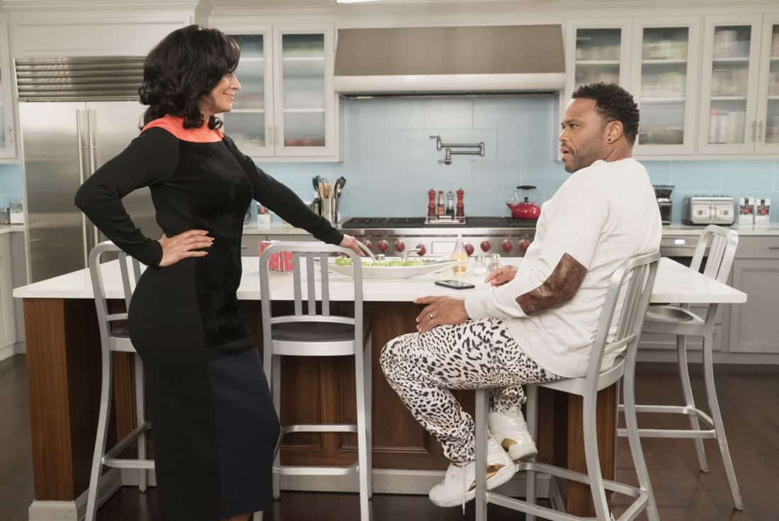 BLACK-ISH - "Unkept Woman" - Dre and Bow's morning routine with the kids is changing now that Bow is taking some time off work. Meanwhile, Junior bonds with Diane now that he is in charge of driving his siblings to school, on "black-ish," TUESDAY, FEB. 6 (9:00-9:30 p.m. EST), on The ABC Television Network. (ABC/Kelsey McNeal) TRACEE ELLIS ROSS, ANTHONY ANDERSON