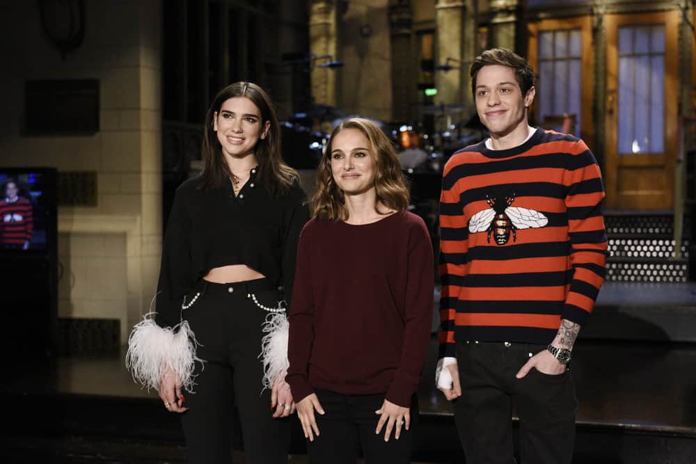 SATURDAY NIGHT LIVE -- "Natalie Portman" Episode 1738 -- Pictured: (l-r) Musical Guest Dua Lipa, with Host Natalie Portman and Pete Davidson during a promo in Studio 8H -- (Photo by: Rosalind O'Connor/NBC) SATURDAY NIGHT LIVE -- "Natalie Portman" Episode 1738 -- Pictured: (l-r) Musical Guest Dua Lipa, with Host Natalie Portman and Pete Davidson during a promo in Studio 8H -- (Photo by: Rosalind O'Connor/NBC)