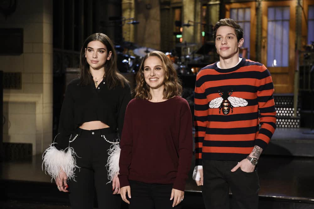 SATURDAY NIGHT LIVE -- "Natalie Portman" Episode 1738 -- Pictured: (l-r) Musical Guest Dua Lipa, with Host Natalie Portman and Pete Davidson during a promo in Studio 8H -- (Photo by: Rosalind O'Connor/NBC) SATURDAY NIGHT LIVE -- "Natalie Portman" Episode 1738 -- Pictured: (l-r) Musical Guest Dua Lipa, with Host Natalie Portman and Pete Davidson during a promo in Studio 8H -- (Photo by: Rosalind O'Connor/NBC)