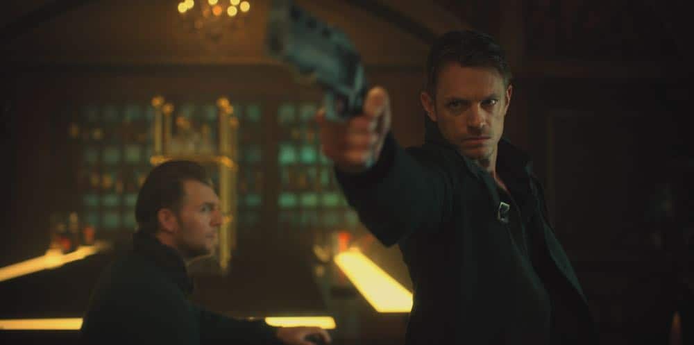 Altered Carbon Joel Kinnaman Altered-Carbon-Netflix-Joel Kinnaman