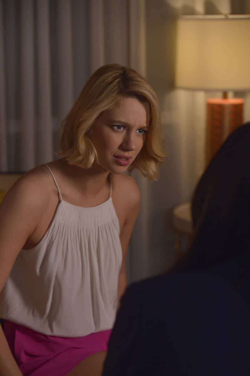 Jane The Virgin -- "Chapter Seventy-Four" -- Image Number: JAV410c_0106.jpg -- Pictured: Yael Grobglas as Petra -- Photo: Lisa Rose/The CW -- é 2018 The CW Network, LLC. All Rights Reserved.