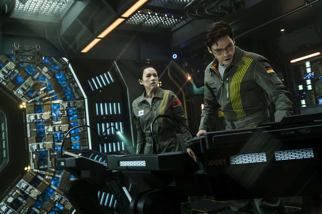 Ziyi Zhang, Daniel Bruhl The Cloverfield Paradox Ziyi Zhang, Daniel Bruhl The Cloverfield Paradox