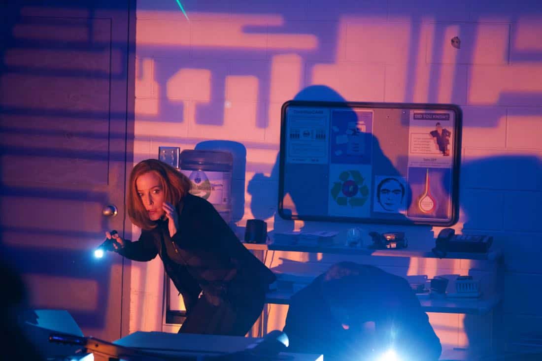 THE X-FILES: Gillian Anderson in the "Rm9sbG93ZXJz" episode of THE X-FILES airing Wednesday, Feb. 28 (8:00-9:00 PM ET/PT) on FOX. ©2018 Fox Broadcasting Co. Cr: Shane Harvey/FOX THE X-FILES: Gillian Anderson in the "Rm9sbG93ZXJz" episode of THE X-FILES airing Wednesday, Feb. 28 (8:00-9:00 PM ET/PT) on FOX. ©2018 Fox Broadcasting Co. Cr: Shane Harvey/FOX