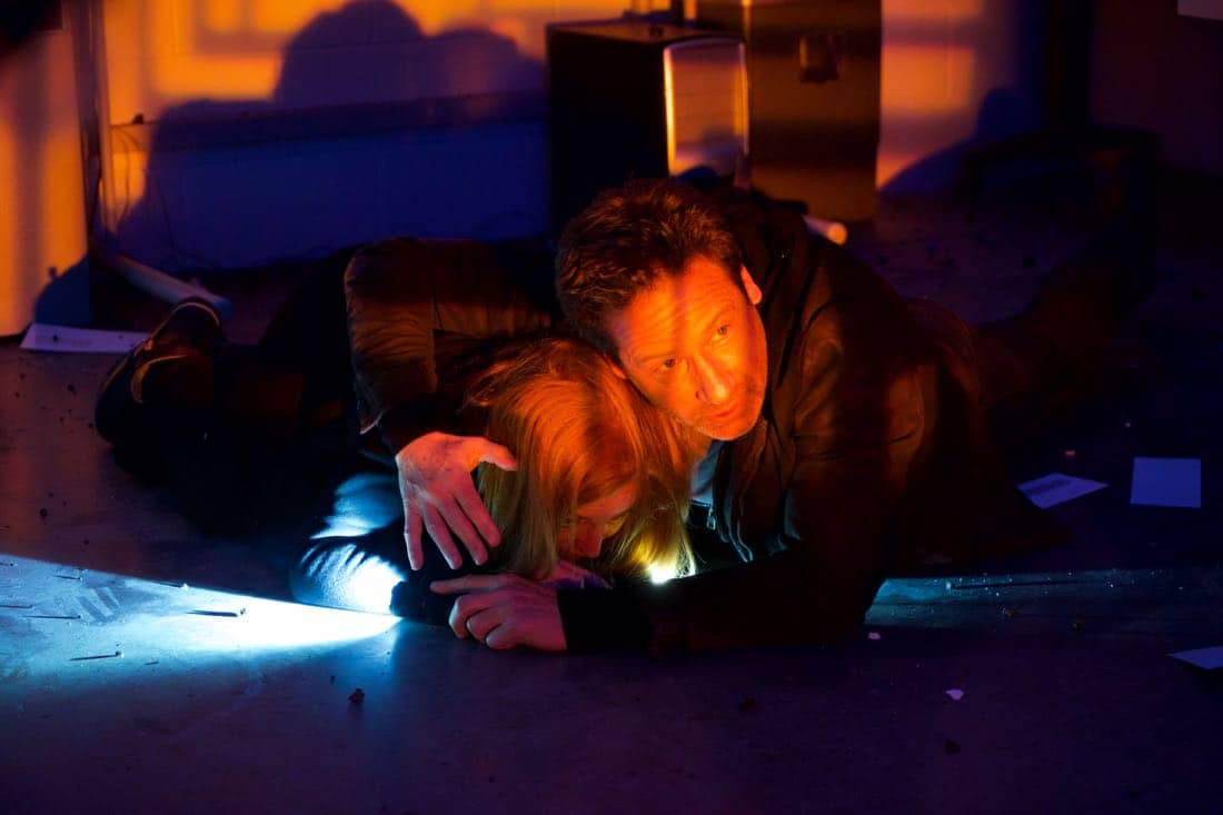 THE X-FILES: L-R: Gillian Anderson and David Duchovny in the "Rm9sbG93ZXJz" episode of THE X-FILES airing Wednesday, Feb. 28 (8:00-9:00 PM ET/PT) on FOX. ©2018 Fox Broadcasting Co. Cr: Shane Harvey/FOX