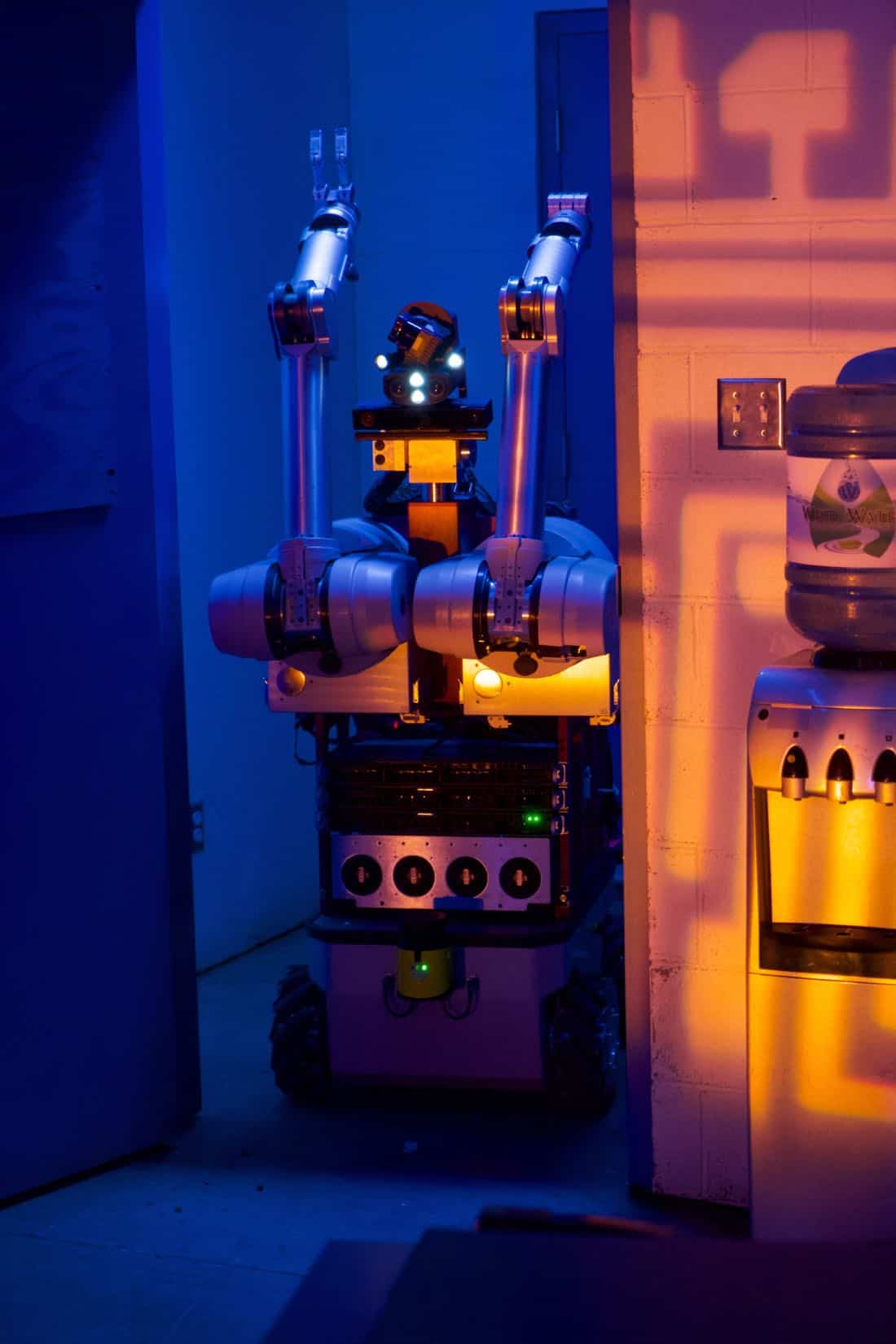 THE X-FILES: A robot in the "Rm9sbG93ZXJz" episode of THE X-FILES airing Wednesday, Feb. 28 (8:00-9:00 PM ET/PT) on FOX. ©2018 Fox Broadcasting Co. Cr: Shane Harvey/FOX